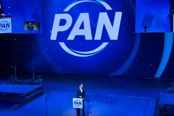 El PAN anunció su relanzamiento y nueva imagen, pero el proceso de validez no es rápido, falta que el INE lo revise, valide y autorice