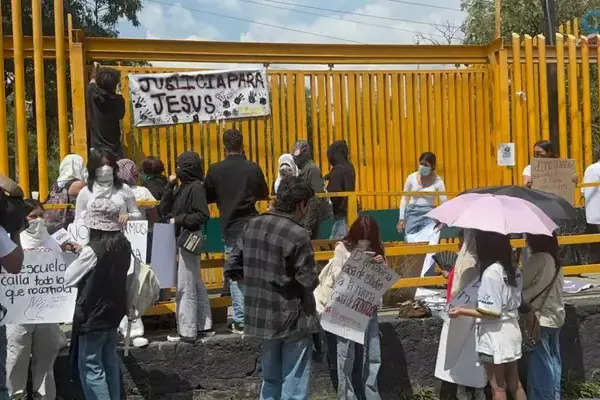 La asamblea de profesores del CCH plantel Sur expresó su preocupación por el escalamiento de la violencia y la venta y consumo de drogas