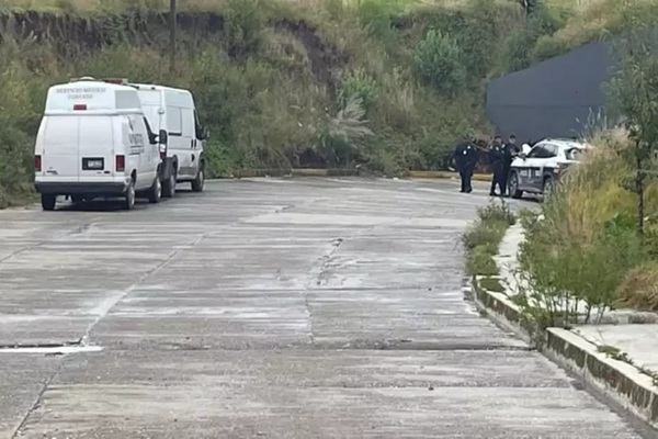 Abandonan cadáver de un hombre con huellas de violencia bajo puente de Periférico Ecológico, en la colonia Nuevo México