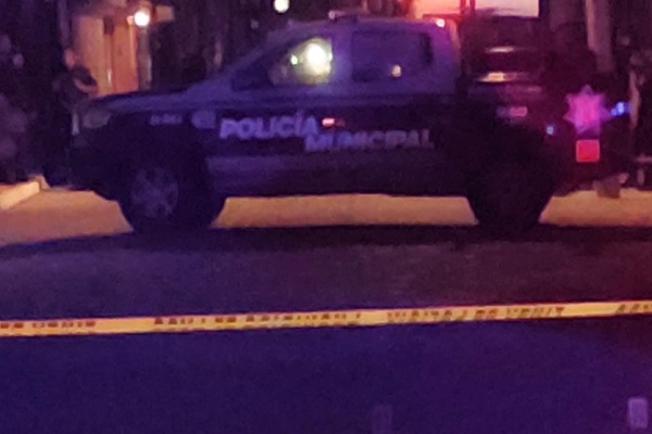 Abandonan cadaver de una mujer, entre Bulevar Hermanos Serdán y lateral de la autopista México-Puebla