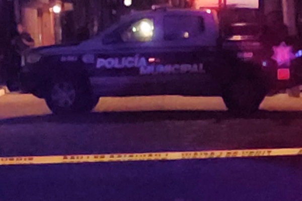 Abandonan el cadáver de una mujer y un narcomensaje en la carretera federal Puebla-Tlaxcala