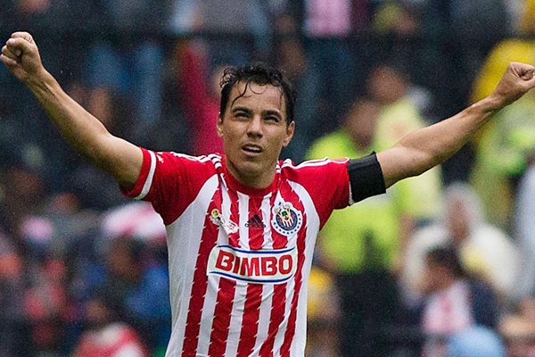 Arrestan a Omar Bravo, ex goleador de Chivas, acusado de abuso sexual a menor