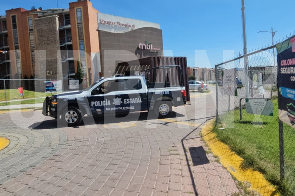 Fueron familiares de la hoy occisa, Mary Cruz, quienes descubrieron la escena cuando acudieron a la vivienda en Santo Tomás para verla