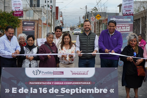 Entrega Ayuntamiento de Puebla infraestructura vial en la colonia Guadalupe Hidalgo Segunda Sección