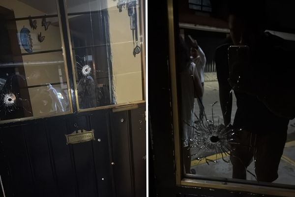 Fue atacada a balazos la casa de Alfonso Santiago, estudiante que participa en el paro; ocurrió tras una reunión con autoridades del plantel