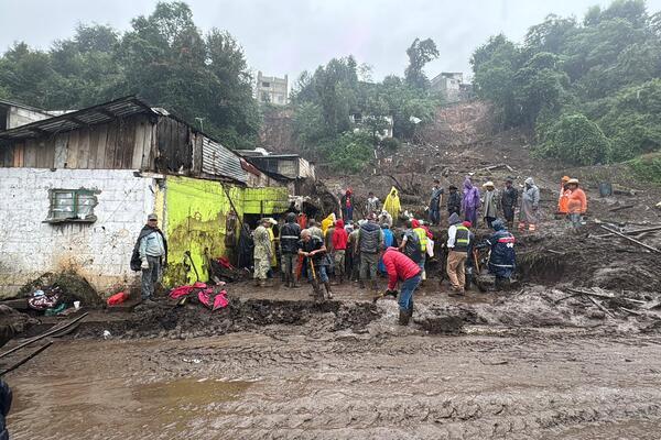 Como parte del Plan Integral de apoyo a los afectados por las lluvias, se entregará el primer apoyo de 20 mil pesos a todos los damnificados