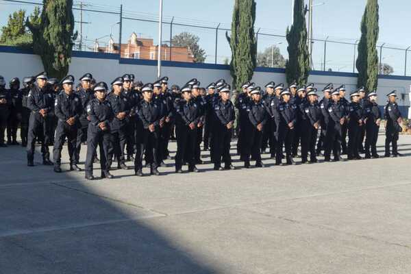 El presidente municipal, Pepe Chedraui Budib, encabezó la graduación de 37 cadetes de la Academia de Formación y Profesionalización Policial