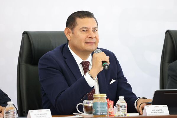 El gobernador Armenta anunció que en 2026 se trabajará para sanear las finanzas del Soapap, al reconocer que es un "fósil endeudado"