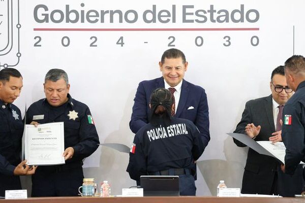 20 policías estatales participaron en el curso de profesionalización "Adiestramiento Táctico-Policial" del 22 de septiembre al 17 de octubre20 policías estatales participaron en el curso de profesionalización "Adiestramiento Táctico-Policial" del 22 de septiembre al 17 de octubre