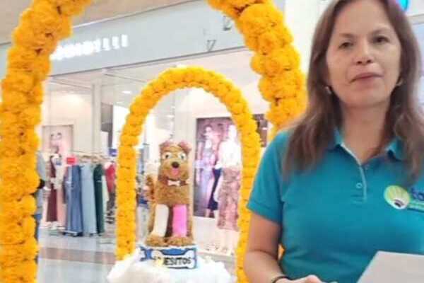 La ofrenda no solamente contará con las cenizas de "Huesitos", sino también tendrá los nombres y fotografías de otras mascotas