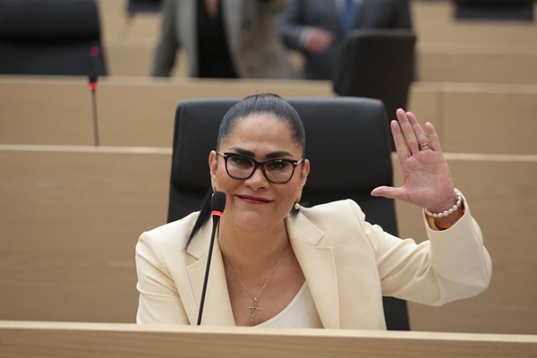 Impulsa diputada Fedrha Suriano programas para mejorar la conectividad y digitalizar trámites en Puebla