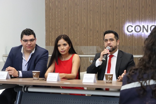 Impulsa diputado Jaime Aurioles inclusión de la industria local del vestido al mercado digital en Puebla