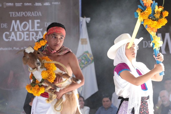 Inicia Temporada de Mole de Caderas; se espera servir 75 mil platos en este 2025