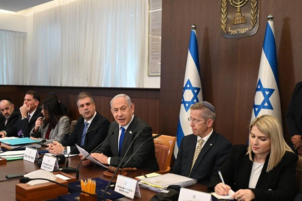 Israel da luz verde al acuerdo inicial de paz con Hamás