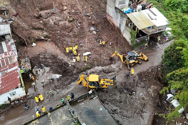 Lluvias en Puebla Continúan 91 pueblos incomunicados; CFE con avance de 50% en restablecimiento del servicio