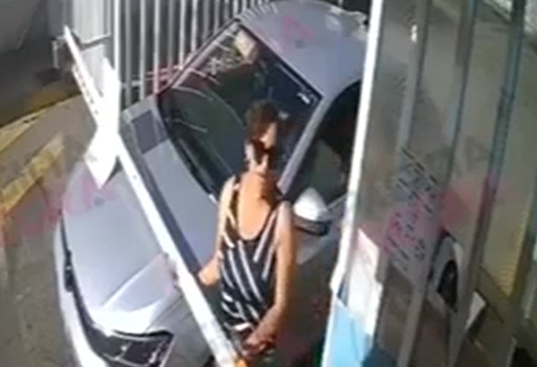 Mujer llama muerto de hambre a vigilante de su fraccionamiento en Puebla; redes la bautizan como nueva lady