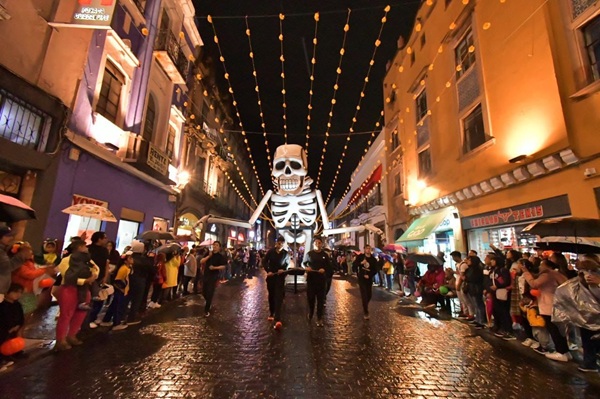 No te pierdas el 14° Desfile de Calaveras en Avenida Juárez y Centro Histórico de Puebla
