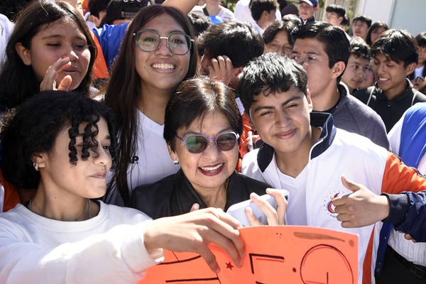 Pista de primer mundo en la Prepa Calderón