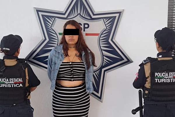 Policía Turística de Puebla captura a una asaltante de RUTA en paradero “San Francisco” de la Línea 3