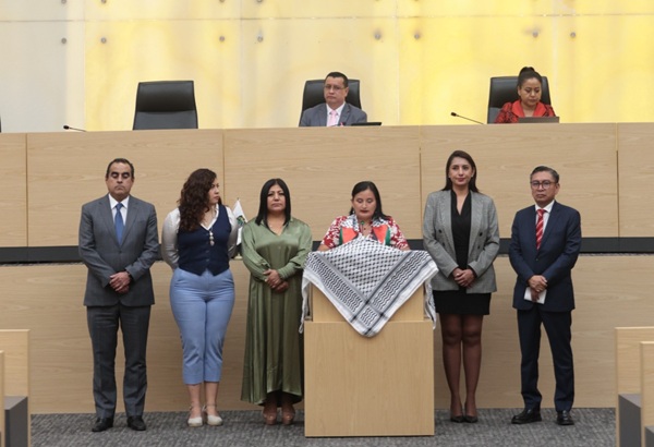 Promueve diputado Andrés Villegas iniciativa para prohibir la venta de bebidas energéticas a menores en el Congreso de Puebla