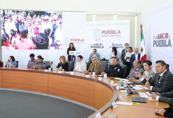 Puebla tendrá 300 cirugías de cataratas del programa nacional Ver Por México