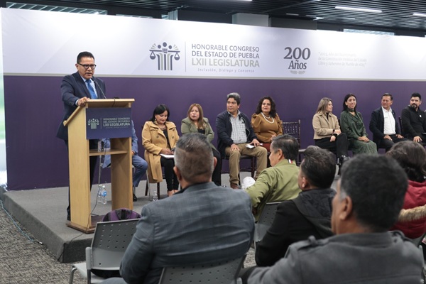 Realiza diputado Miguel Márquez foros para la construcción de leyes en materia de economía social en Puebla