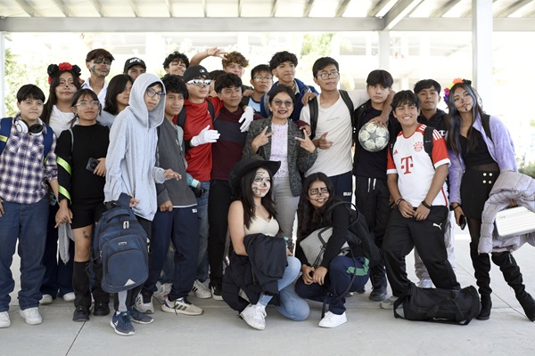 Rinden homenaje a la muerte y sus tradiciones en CU2