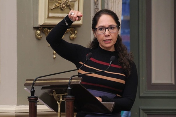 Se investiga a Teresa Corro y otras personas por inversión fallida en Accendo Banco, señala FGE Puebla