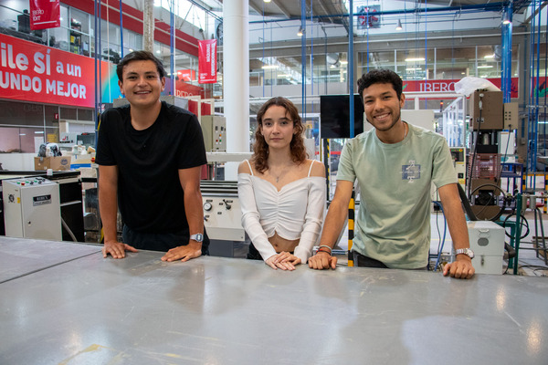 Un grupo de la IBERO desarrolló un sistema capaz de transformar residuos no reciclables de tereftalato de polietileno en hidrocarburos