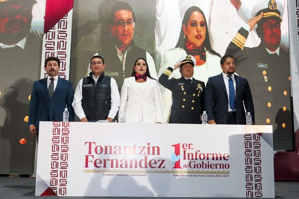 Tonantzin Fernández rinde su primer Informe de como alcaldesa de San Pedro Cholula