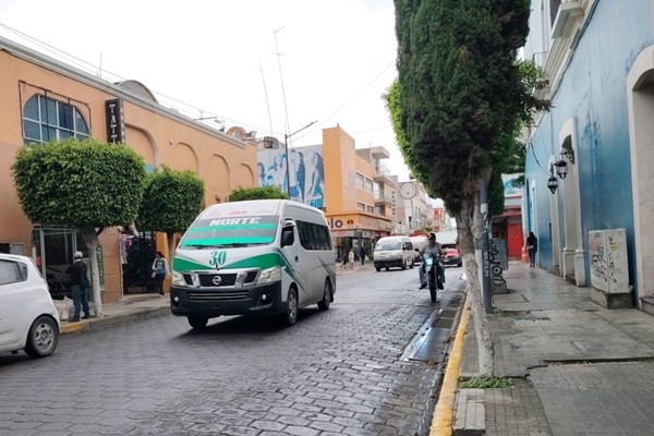 Transportistas de Tehuacán piden aumento al pasaje aseguran que costos de operación los rebasan