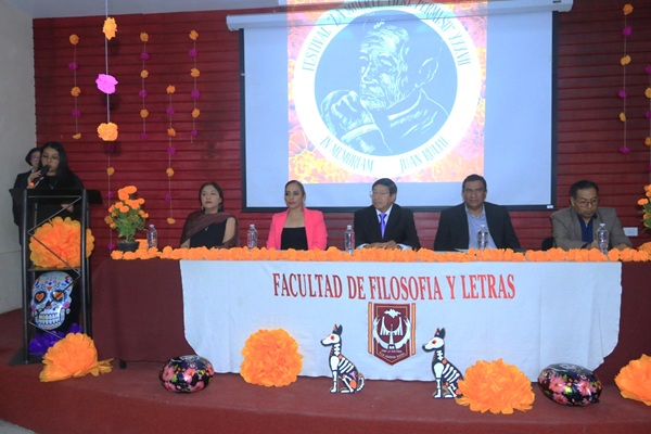 UATx Entre fumarolas de copal y aromas de exquisitos manjares inició El Festival “La Muerte tiene permiso”, en su edición 37