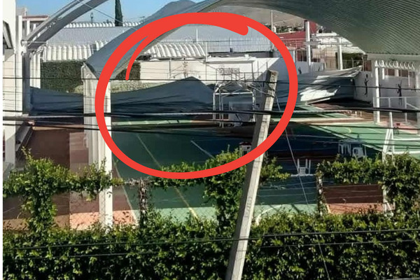 Según la SEP, Protección Civil y Seguridad Pública de Atlixco acudieron de manera inmediata a la escuela secundaria a atender la emergencia