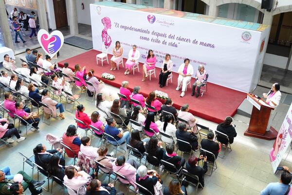 En el Patio Vitral del Congreso se llevó a cabo la conferencia “El empoderamiento después del cáncer de mama como un éxito de vida”