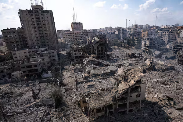 Dos años después de que el ataque de Hamás desencadenara la guerra en la Franja de Gaza, el grupo armado está debilitado pero no derrotado