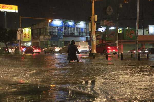 Cuatro puntos de riesgo por inundaciones se ubican en la zona centro, cinco al sur y tres al norte de la capital de Puebla, de acuerdo con SSC