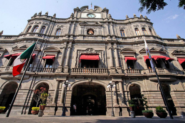 El Ayuntamiento de Puebla estima un presupuesto por 7 mil 470 millones de pesos para el ejercicio fiscal del próximo año, un incremento menor