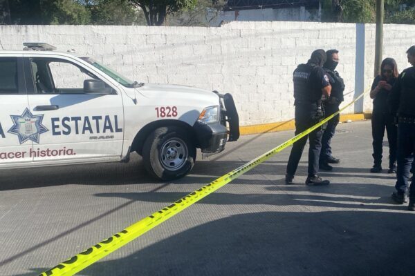 Comando armado irrumpe en vivienda, golpea a propietarios y roba camioneta en Tepeaca
