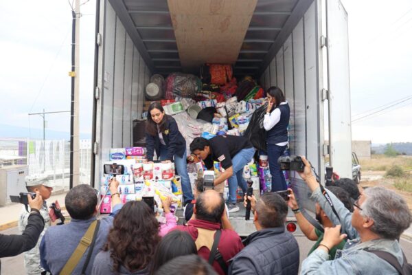 Gobierno de Tlaxcala envía 75 toneladas de ayuda para damnificados por lluvias en Puebla, Hidalgo y Veracruz