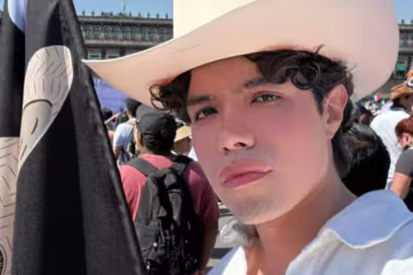 La decisión ocurre después de que Luisa María Alcalde, de Morena, hiciera pública la existencia de un contrato entre Edson Andrade y el PAN