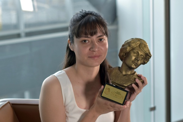 BUAP Gana estudiante premio Carmen Serdán “Mujeres que Transforman” 2025