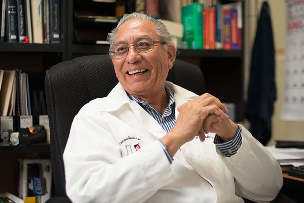 BUAP | Rinden homenaje al doctor Jesús Sandoval Ramírez