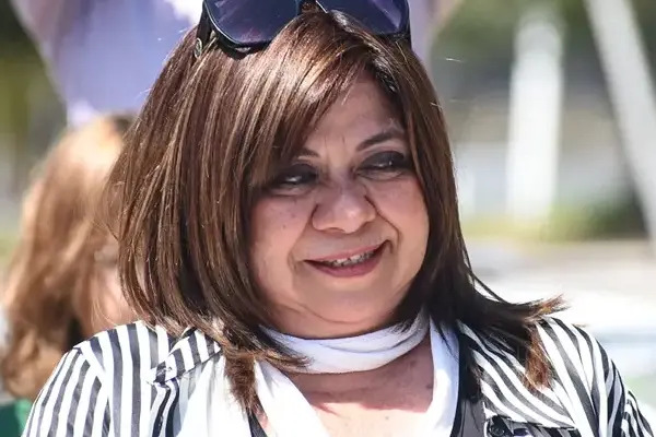 Trascendió en medios de comunicación que Josefina Farfán fue cesada de Museos Puebla tras el escándalo con el artista Santiago Carbonell