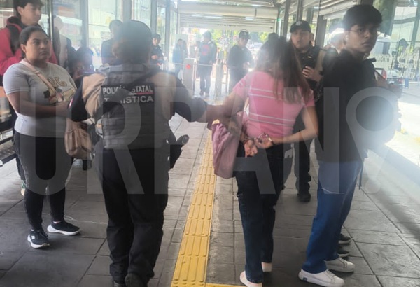 Detienen a pareja de carteristas de la Línea 1 de RUTA en paradero del Paseo Bravo