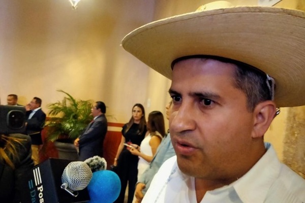 Dos jóvenes relacionados con el caso Carlos Manzo aparecen muertos en Michoacán