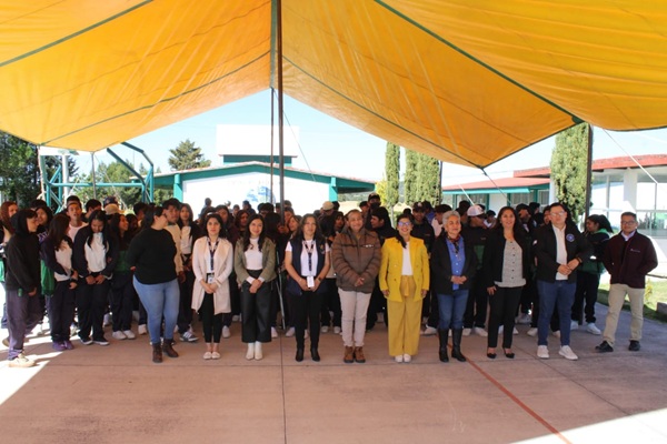 Estrategia para prevenir el embarazo adolescente llega a jóvenes de Atlangatepec, Tlaxcala