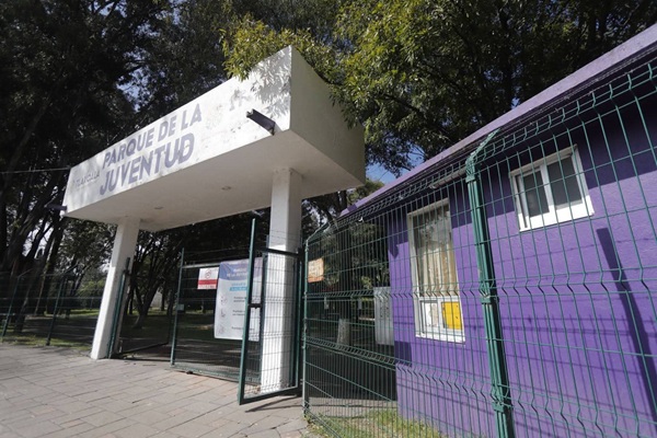 Gobierno de Tlaxcala presenta inventario de árboles del Parque de la Juventud durante mesa de diálogo con opositores a remodelación