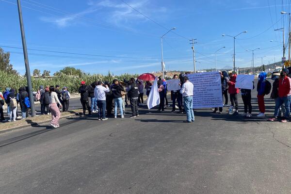 Los manifestantes exigieron que el director del penal de San Miguel los atienda para exponerle las irregularidades que sus familiares viven