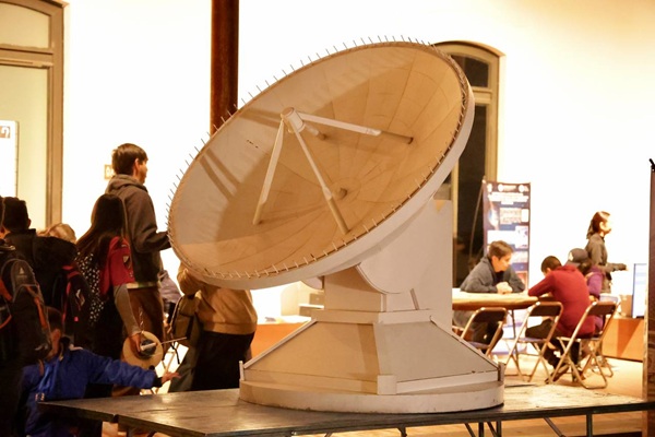 INAOE Ciencia y cosmos iluminan San Andrés Cholula en la Noche de las Estrellas