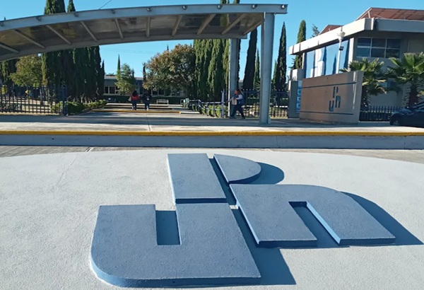 Juez concede suspensión provisional a funcionarios de UPN y obliga a periodistas de Puebla a eliminar notas